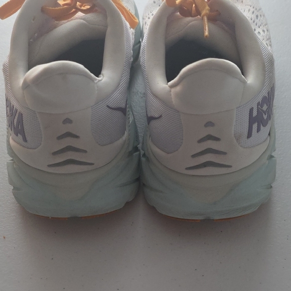 Hoka Clifton 8 Women's 9D - Picture 4 of 4